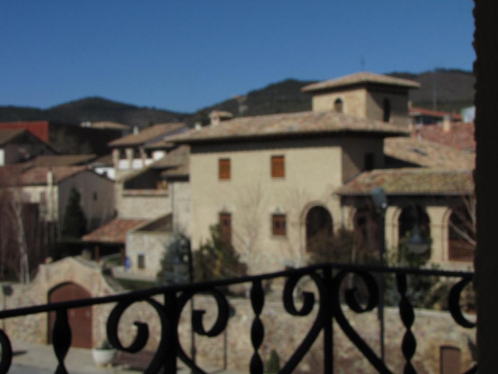 Hostal Beti-Jai Aoiz Екстер'єр фото
