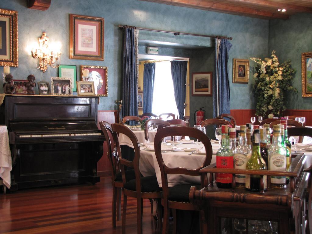 Hostal Beti-Jai Aoiz Екстер'єр фото